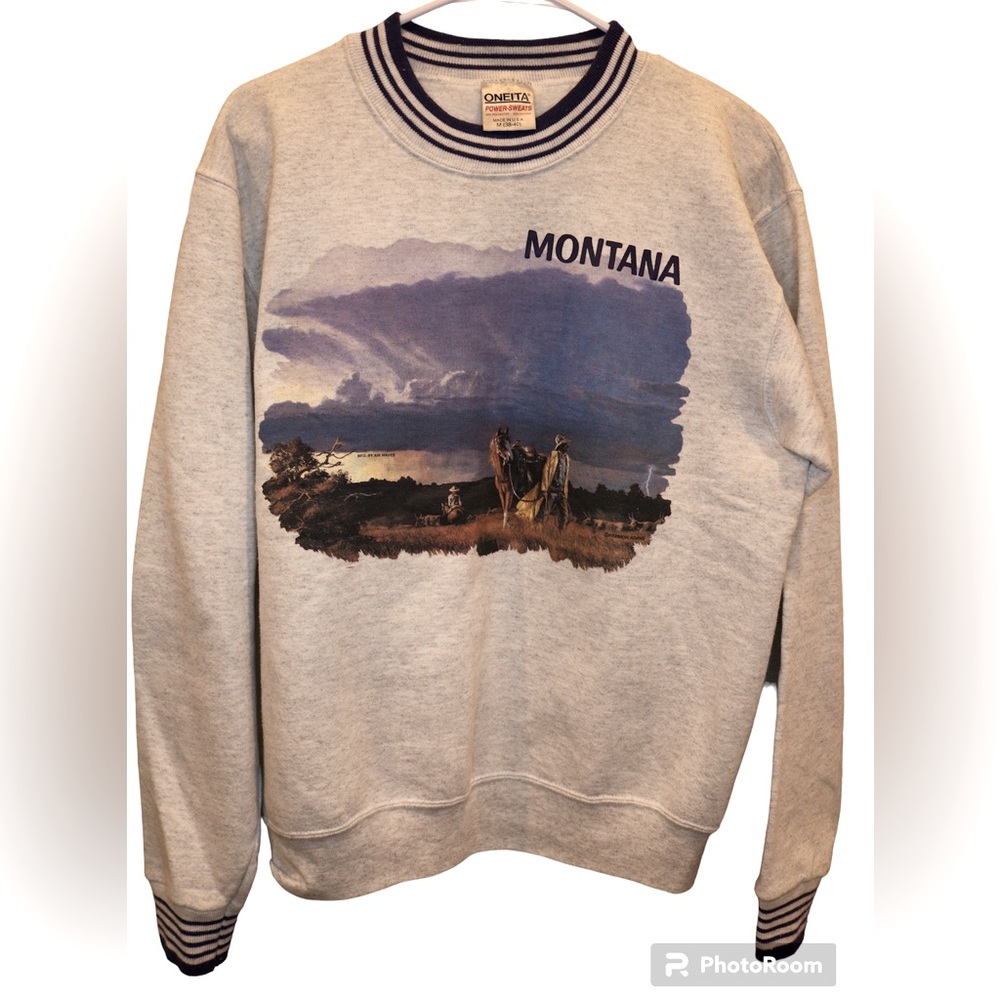 Montana Graphic Sweatshirt - Gray